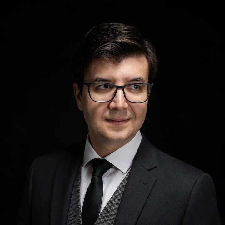 Retrato de Johnis Pastori Jr., professor do Método Pastori